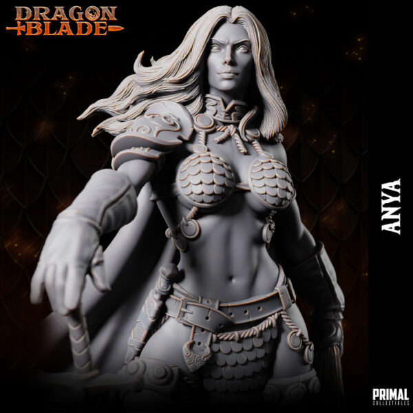 Miniatura de uma guerreira bárbara, Anya, da coleção Dragon Blade da Primal Collectibles, em pose vitoriosa, segurando uma espada em uma mão e a cabeça de um inimigo na outra.