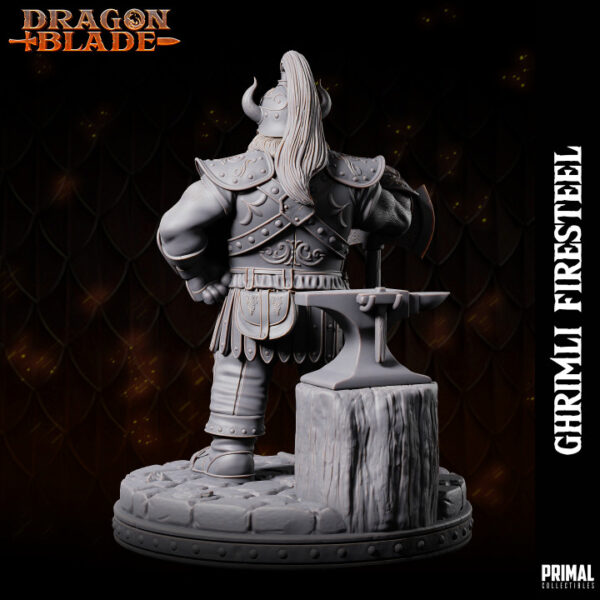 Miniatura de Ghrimli, um anão ferreiro e guerreiro da coleção Dragon Blade da Primal Collectibles, empunhando um machado de lâmina dupla e com uma expressão determinada.