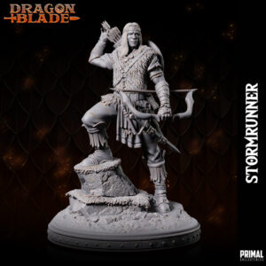 Miniatura de RPG de Stormrunner, um ranger da coleção Dragon Blade da Primal Collectibles, puxando uma flecha da aljava nas costas e prestes a disparar seu arco em sua presa.