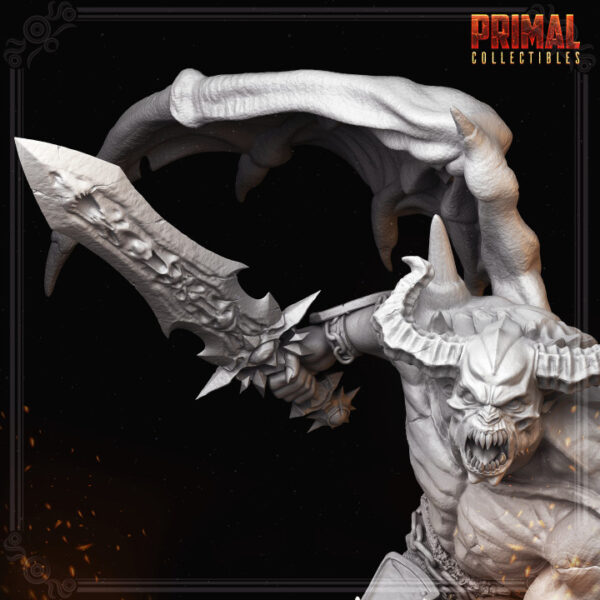 Miniatura de gárgula gigante em escala 32mm, equipada com uma espada e um chicote intercambiáveis. Figura detalhada com aparência demoníaca, ideal como inimigo poderoso em RPG de mesa, coleções ou projetos de pintura.
